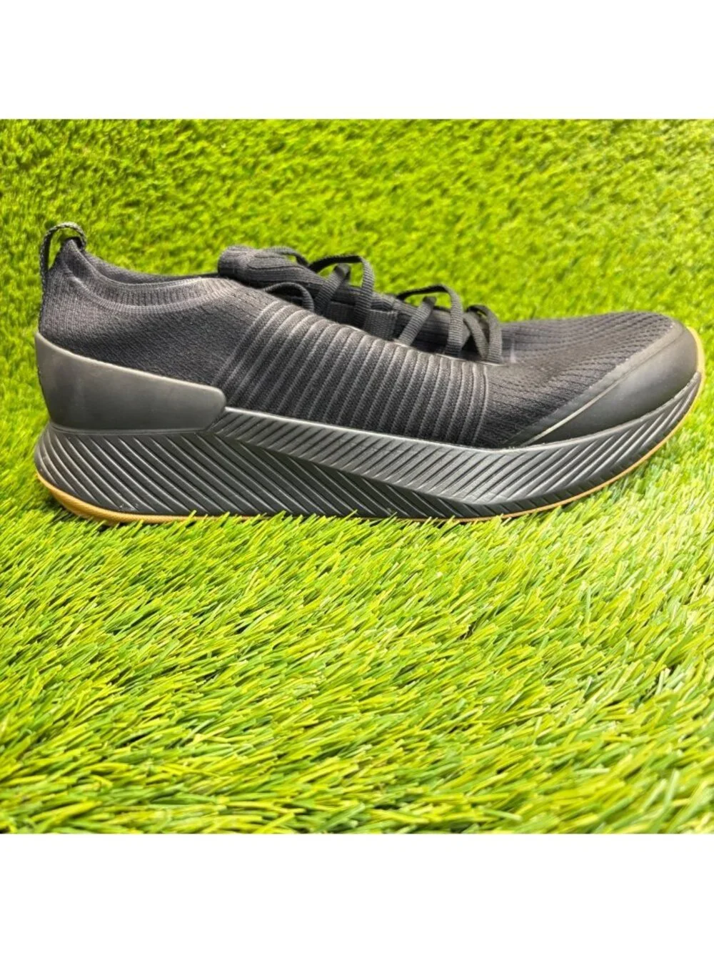 Allbirds Tree Glider Mens Size 11.5 Black Gum Athletic Running Shoes Sneakers
